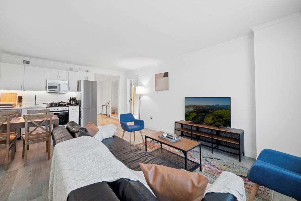 2Br Condo On The Boardwalk With 3 Baths Cozysuites アトランティックシティー エクステリア 写真