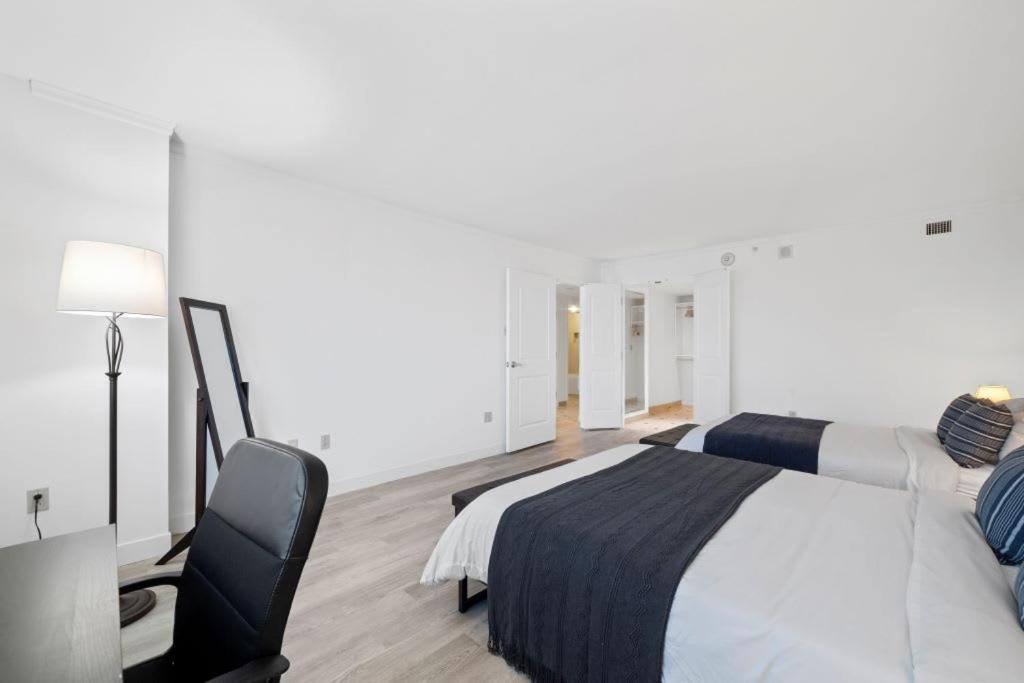 2Br Condo On The Boardwalk With 3 Baths Cozysuites アトランティックシティー エクステリア 写真