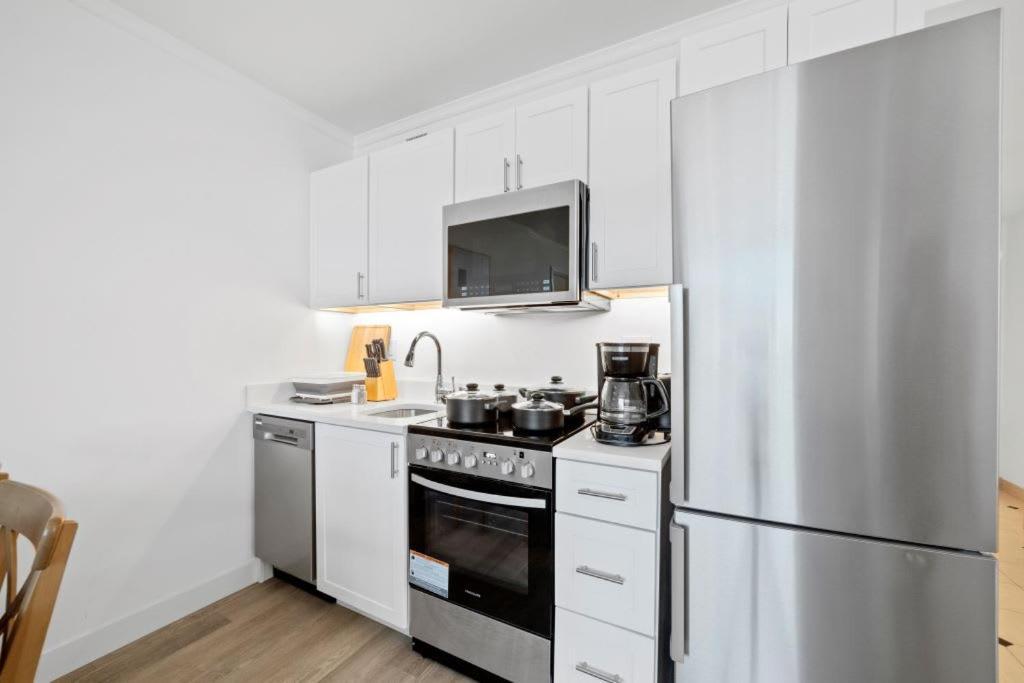 2Br Condo On The Boardwalk With 3 Baths Cozysuites アトランティックシティー エクステリア 写真