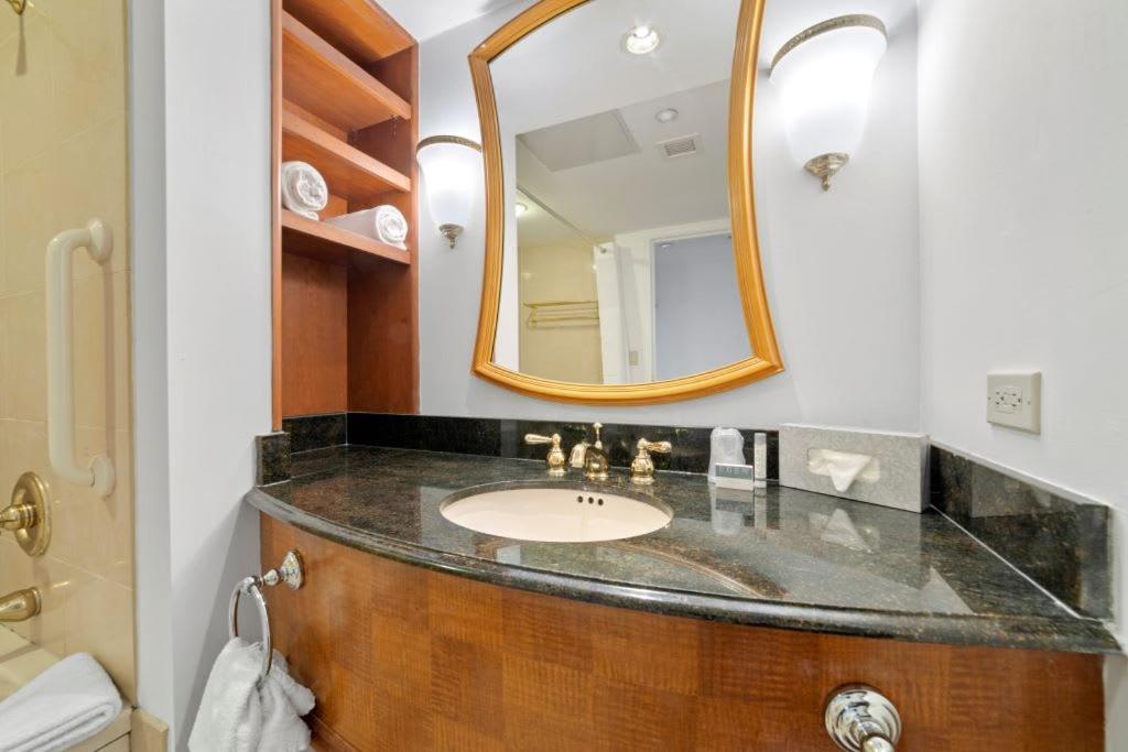 2Br Condo On The Boardwalk With 3 Baths Cozysuites アトランティックシティー エクステリア 写真