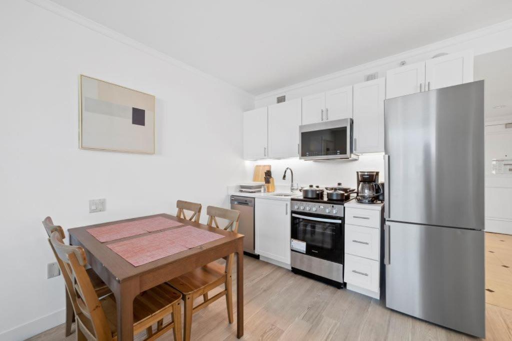 2Br Condo On The Boardwalk With 3 Baths Cozysuites アトランティックシティー エクステリア 写真